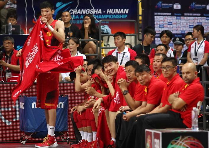中国男篮vs新加坡回放